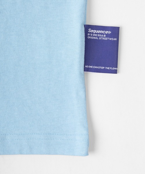 Disney(ディズニー)の「【Disney/ディズニー】ALICE IN WONDERLAND フォトプリントロンT/長袖Tシャツ(Tシャツ/カットソー・レディース・ホワイト/ブラック/ライトブルー・M/L)」の14枚目の写真