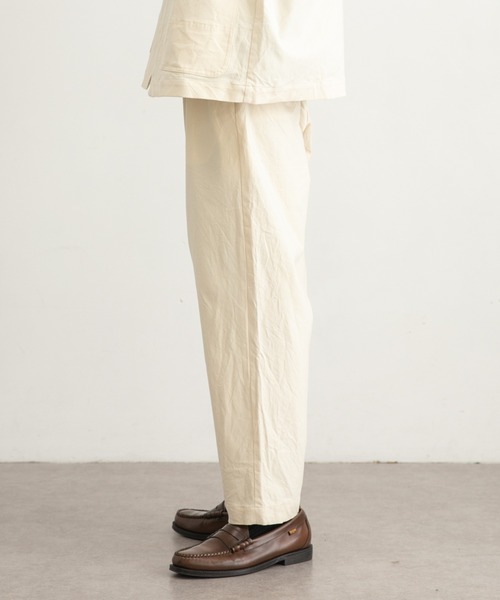 WORK NOT WORK URBAN RESEARCH(ワークノットワークアーバンリサーチ)の「WORK NOT WORK Stretch Twill 2Tuck Pants(その他パンツ・メンズ・ネイビー/オフホワイト/オリーブ・SMALL/MEDIUM/LARGE)」の21枚目の写真