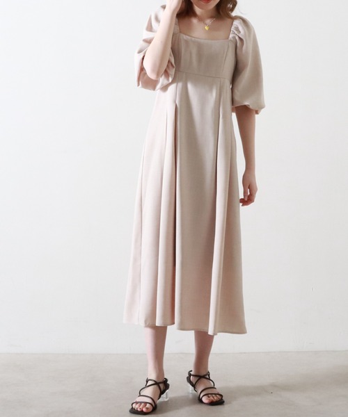 ボリュームスリーブワンピース