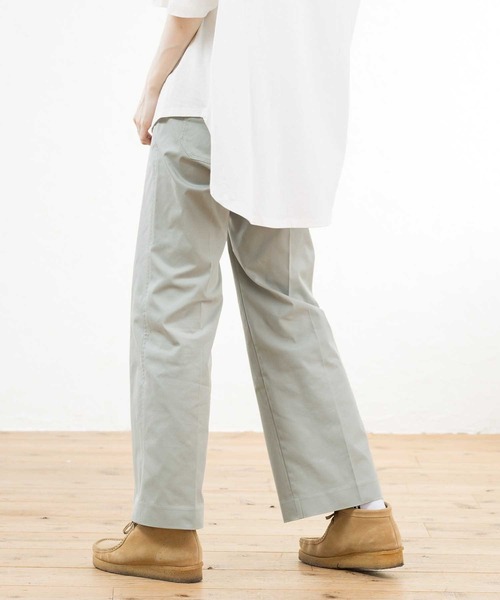 MILKFED.（ミルクフェド）の「CENTER PRESSED PANTS（その他パンツ・レディース・ベージュ/ライトグリーン・ONE SIZE）」の9枚目の写真