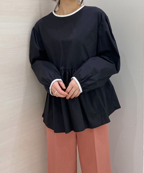 solleim(ソルレム)の「パイピングボリュームスリーブブラウス(シャツ/ブラウス・レディース・ブラック/オフホワイト・M)」の3枚目の写真