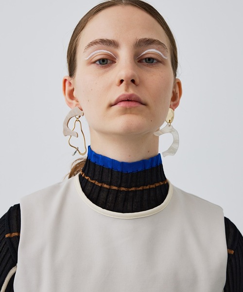 UNITED TOKYO（ユナイテッドトウキョウ）の「レジンローテートイヤリング（イヤリング・レディース・ベージュ/ライム・FREE）」の15枚目の写真