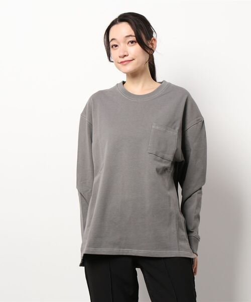 THISIS(ディスイズ)の「ビッグシルエット ステッチング ロングTシャツ レディース(Tシャツ/カットソー・レディース・ブラック/サンドベージュ/サックスブルー/チャコール/ホワイト/グリーン・X-LARGE/MEDIUM/LARGE)」の11枚目の写真