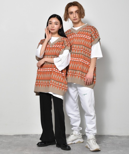 Starting Over（スターティングオーバー）の「幾何学ジャガードビッグベスト（ベスト・メンズ・グリーン/チャコール/ベージュ・L/M/XL）」の15枚目の写真