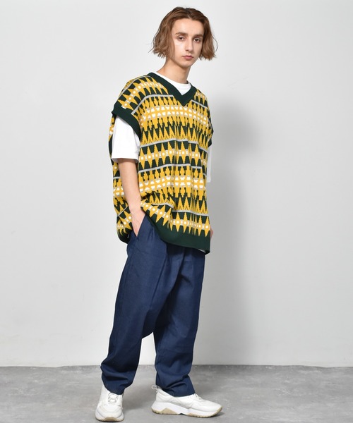 Starting Over（スターティングオーバー）の「幾何学ジャガードビッグベスト（ベスト・メンズ・グリーン/チャコール/ベージュ・L/M/XL）」の13枚目の写真