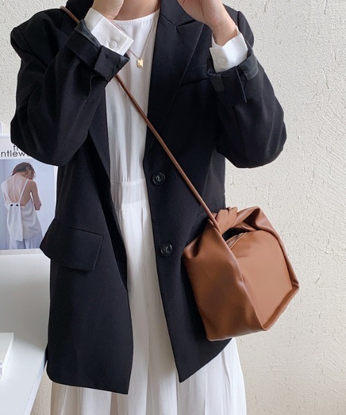 sakishimatokyo（サキシマトーキョー）の「ツイストショルダーバッグ（ショルダーバッグ・レディース・ブラック/ブラウン/オフホワイト/グリーン・FREE）」の13枚目の写真