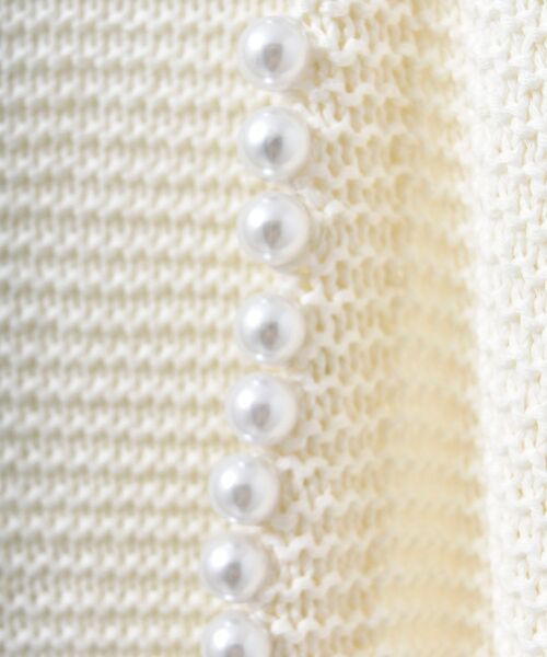 le.coeur blanc（ルクールブラン）の「パールツキカーディガン（カーディガン/ボレロ・レディース・オフホワイト/ネイビー・38）」の17枚目の写真