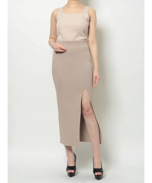 RESEXXY(リゼクシー)の「ディープスリットリブニットスカート【セットアップ着用可能】(スカート・レディース・ブラック/ブルー/ベージュ/アイボリー・FREE)」の22枚目の写真