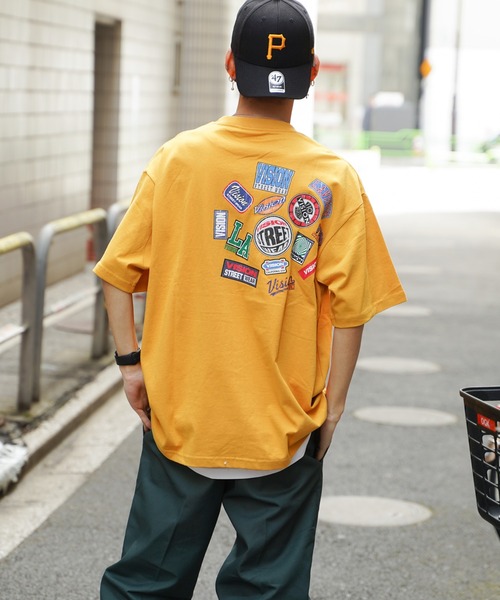 VISION STREET WEAR(ヴィジョンストリートウェア)の「VISION STREET WEAR ビジョンストリートウェア ステッカープリントTシャツ(Tシャツ/カットソー・メンズ・グリーン/マスタード/チャコールグレー/オフホワイト・L/M)」の10枚目の写真