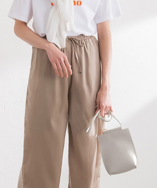 Pierrot（ピエロ）の「ミニポシェットショルダーバッグ（ショルダーバッグ・レディース・アイボリー/ブラック/グレイッシュベージュ/パープル/シルバー・FREE）」の4枚目の写真