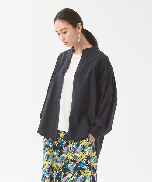 qualite(カリテ)の「ダンプバンドカラーシャツ(シャツ/ブラウス・レディース・グリーン/ネイビー・36/38)」の12枚目の写真