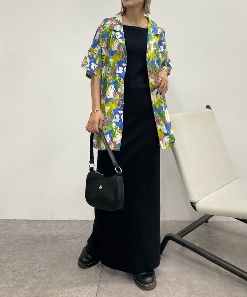 WHO'S WHO gallery(フーズフーギャラリー)の「サテンアロハシャツ(シャツ/ブラウス・レディース・ブラック/ベージュ/サックスブルー・FREE)」の10枚目の写真