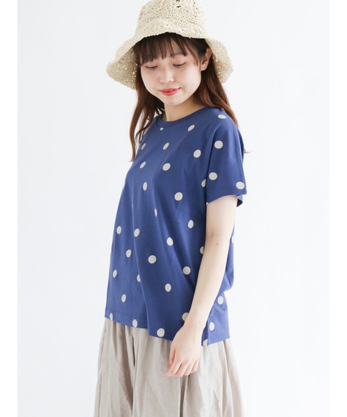 Samansa Mos2（サマンサ モスモス）の「【オーガニックコットン】ドット柄プリントＴシャツ（Tシャツ/カットソー・レディース・ベージュ/ブルー/チャコール/キナリ・ﾌﾘ-）」の6枚目の写真