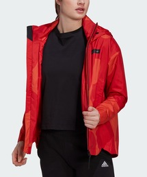 adidas（アディダス）の「マリメッコ Traveer RAIN. RDY