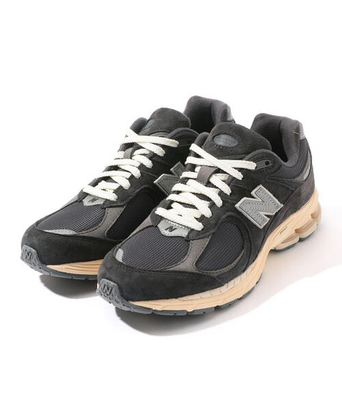 TOMORROWLAND （トゥモローランド）の「New Balance M2002R スニーカー（スニーカー・レディース・ブルー系その他4/グリーン系その他4・23/24/25）」の2枚目の写真
