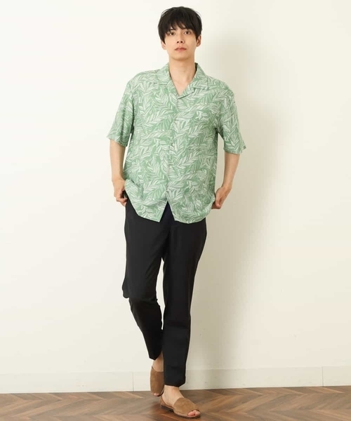 a.v.v（アーヴェヴェ）の「線画リーフ柄オープンカラーシャツ（シャツ/ブラウス・メンズ・ブラック/ミント・46/48/50）」の18枚目の写真