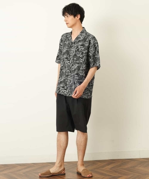 a.v.v（アーヴェヴェ）の「線画リーフ柄オープンカラーシャツ（シャツ/ブラウス・メンズ・ブラック/ミント・46/48/50）」の3枚目の写真