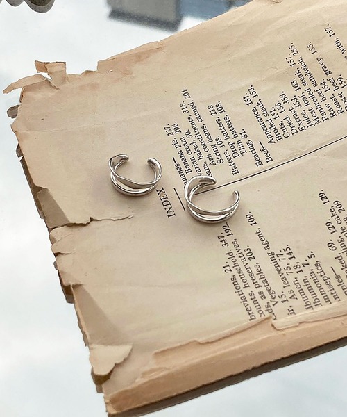 apres jour mignon(アプレジュールミニョン)の「【apresjour mignon×ARIAZ】ダブルライン2セットイヤカフ(イヤーカフ・レディース・シルバー/ゴールド・ONESIZE)」の1枚目の写真