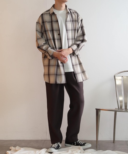 SENSE OF PLACE by URBAN RESEARCH(センスオブプレイスバイアーバンリサーチ)の「『イージーケア』カラールーズシャツ(シャツ/ブラウス・メンズ・ブラウン/ライトベージュ/ブラック/その他2/チャコールグレー/その他1・MEDIUM/LARGE)」の11枚目の写真