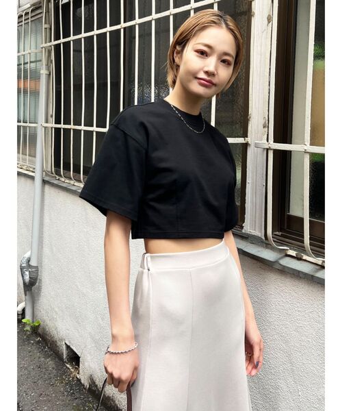 EMODA(エモダ)の「ヘムシャープショートTシャツ(Tシャツ/カットソー・レディース・ブラック/ピンク/ホワイト・FREE)」の3枚目の写真