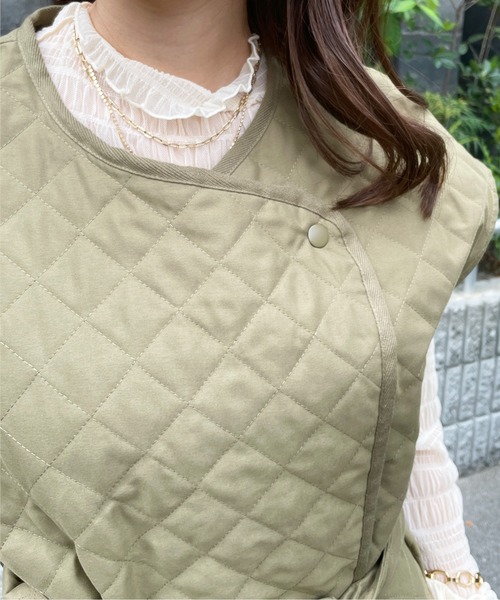 StyleSea（スタイルシー）の「ピーチキャンバスキルティングオーバーベスト（ベスト・レディース・ブラック/カーキ/アイボリー/ベージュ・MEDIUM）」の16枚目の写真