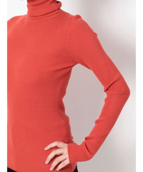 LAGUNAMOON（ラグナムーン）の「ベーシックタートルネックニットプルオーバー（ニット/セーター・レディース・アイボリー/ブラック/オレンジ/グリーン・FREE）」の10枚目の写真