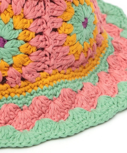 チチカカ（チチカカ）の「カラフルクロシェハット（ニットキャップ/ビーニー・レディース・ブルー/ブラック/ピンク・FREE）」の16枚目の写真