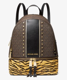 MICHAEL KORS（マイケルコース）の「RHEA ZIP バックパック ミディアム - MKシグネチャー（バックパック/リュック）」