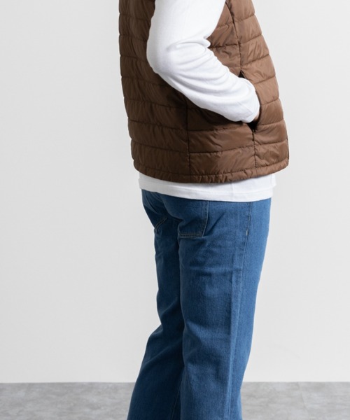 NYLAUS(ナイラス)の「スタンドカラー ライトダウンベスト(ダウンベスト・メンズ・ブラック/カーキ/キャメル/チャコール/ネイビー・L/LL/M)」の11枚目の写真