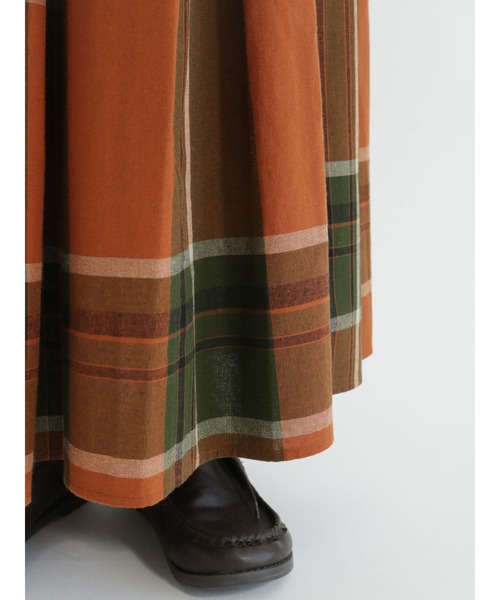 Samansa Mos2（サマンサ モスモス）の「コットンリネン柄アソートギャザースカート（スカート・レディース・ブラウン/オフホワイト/オレンジ/ブルー/チャコール・ﾌﾘ-）」の17枚目の写真