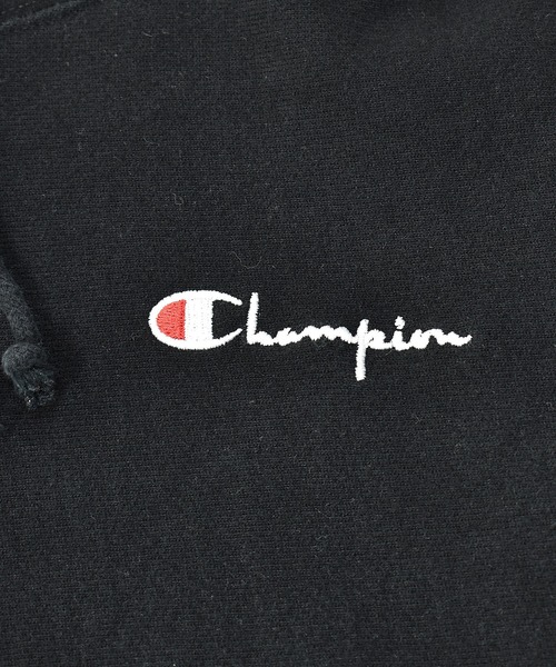 Champion（チャンピオン）の「【ヴィンテージ古着】Champion / チャンピオン REVERSE WEAVE ロゴ刺繍 プルオーバーパーカー（パーカー・メンズ・ブラック・MEDIUM）」の4枚目の写真