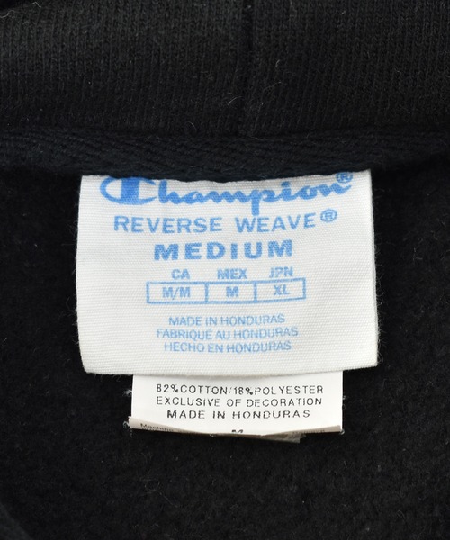 Champion（チャンピオン）の「【ヴィンテージ古着】Champion / チャンピオン REVERSE WEAVE ロゴ刺繍 プルオーバーパーカー（パーカー・メンズ・ブラック・MEDIUM）」の3枚目の写真
