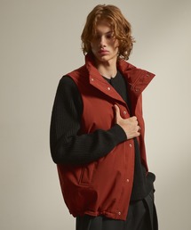 EMMA CLOTHES（エマクローズ）の「Padded overvest／パデッドオーバーベスト〈撥水・防風〉（ダウンベスト）」