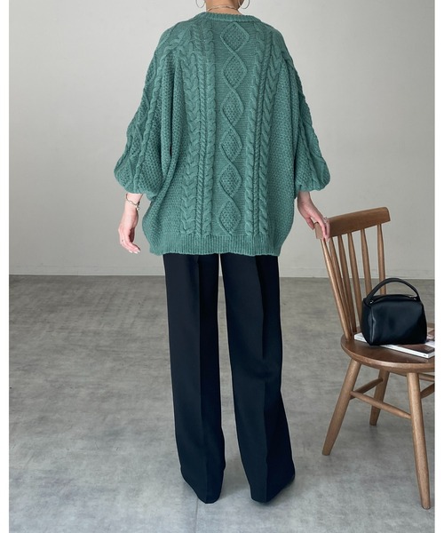 She's Closet（シーズクローゼット）の「モヘアライクケーブルアラン編みボリュームスリーブニットプルオーバー（ニット/セーター・レディース・アイボリー/モカ/グリーン/ブラック・FREE）」の5枚目の写真