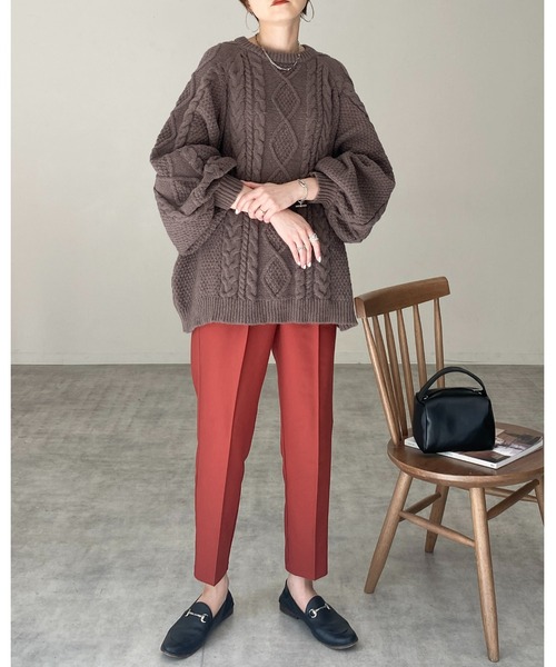 She's Closet（シーズクローゼット）の「モヘアライクケーブルアラン編みボリュームスリーブニットプルオーバー（ニット/セーター・レディース・アイボリー/モカ/グリーン/ブラック・FREE）」の8枚目の写真