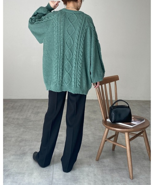 She's Closet（シーズクローゼット）の「モヘアライクケーブルアラン編みボリュームスリーブニットプルオーバー（ニット/セーター・レディース・アイボリー/モカ/グリーン/ブラック・FREE）」の18枚目の写真
