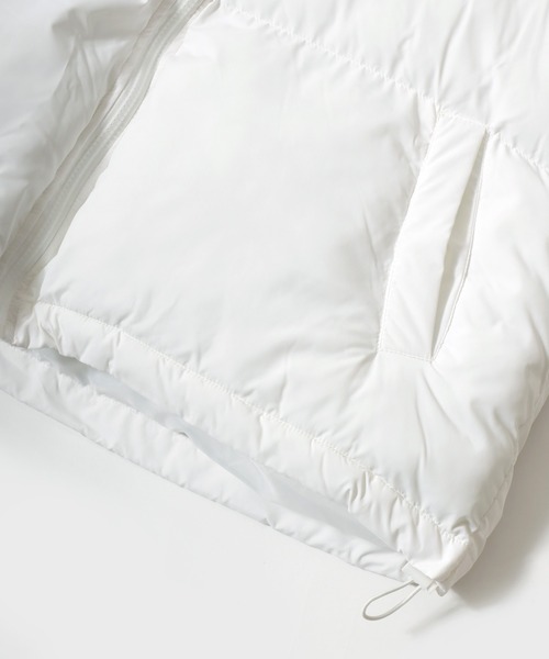 FILA(フィラ)の「別注 FILA(フィラ)スタンドネックフェイクダウンジャケット メンズ レディース ユニセックス/パデットジャケット/中綿パファージャケット/ショートペディン(ダウンジャケット/コート・メンズ・ブラック/ホワイト・LL/L/M)」の19枚目の写真