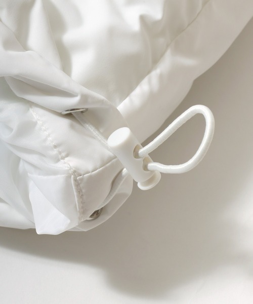 FILA(フィラ)の「別注 FILA(フィラ)スタンドネックフェイクダウンジャケット メンズ レディース ユニセックス/パデットジャケット/中綿パファージャケット/ショートペディン(ダウンジャケット/コート・メンズ・ブラック/ホワイト・LL/L/M)」の10枚目の写真