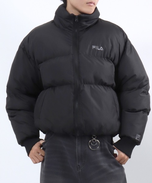 FILA(フィラ)の「別注 FILA(フィラ)スタンドネックフェイクダウンジャケット メンズ レディース ユニセックス/パデットジャケット/中綿パファージャケット/ショートペディン(ダウンジャケット/コート・メンズ・ブラック/ホワイト・LL/L/M)」の22枚目の写真