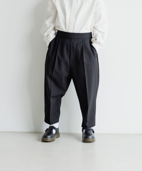 LOWRYS FARM（ローリーズファーム）の「センタープレスパンツ　173729（その他パンツ・キッズ・ブラック/グレー/ネイビー・120cm/130cm/140cm）」の2枚目の写真