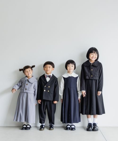 LOWRYS FARM（ローリーズファーム）の「センタープレスパンツ　173729（その他パンツ・キッズ・ブラック/グレー/ネイビー・120cm/130cm/140cm）」の4枚目の写真