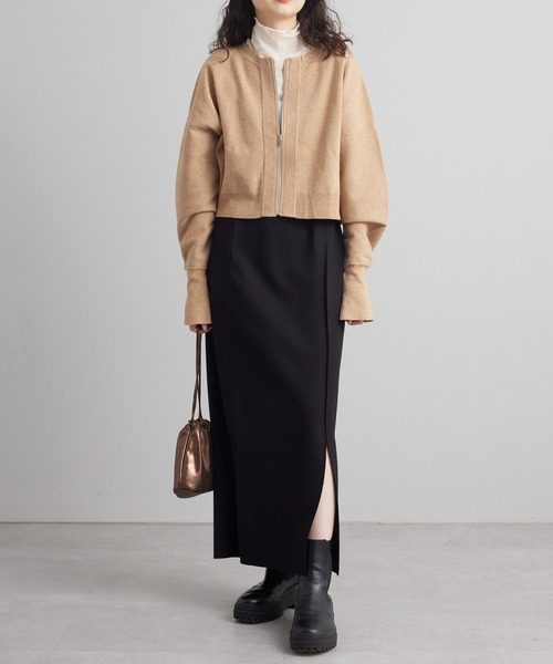 mystic（ミスティック）の「【サイズ展開あり】スリットナロースカート（スカート・レディース・ライトグレー/ブラック/グリーン・1/2）」の4枚目の写真