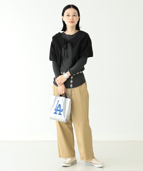 BEAMS BOY（ビームスボーイ）の「INFIELDER DESIGN × BEAMS BOY / 別注 MLB ロゴ YYB（トートバッグ・レディース・シルバー/ネイビー・ONE SIZE）」の3枚目の写真