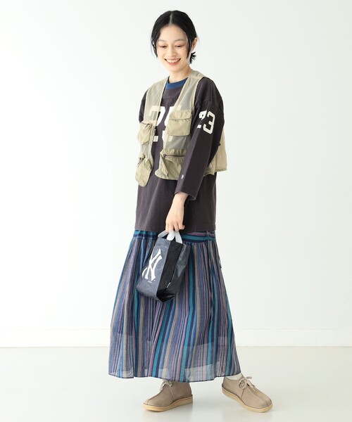 BEAMS BOY（ビームスボーイ）の「INFIELDER DESIGN × BEAMS BOY / 別注 MLB ロゴ YYB（トートバッグ・レディース・シルバー/ネイビー・ONE SIZE）」の5枚目の写真