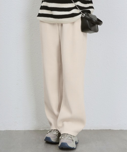 MAISON DE THERESE（メゾン ド テレーズ）の「暖かい裏毛コーデュロイワイドパンツ（その他パンツ・レディース・アイボリー/ブラック/アイボリー系・M/L/XL）」の17枚目の写真