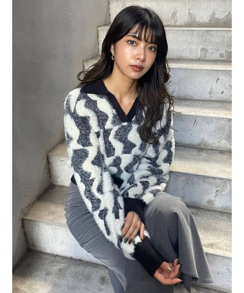 MURUA(ムルーア)の「ウェーブチェッカーフラッグニット(ニット/セーター・レディース・ブラック/グリーン/ベージュ・FREE)」の7枚目の写真