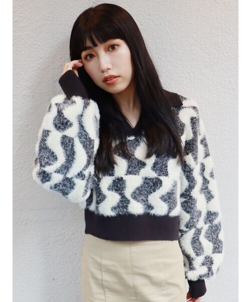 MURUA(ムルーア)の「ウェーブチェッカーフラッグニット(ニット/セーター・レディース・ブラック/グリーン/ベージュ・FREE)」の20枚目の写真