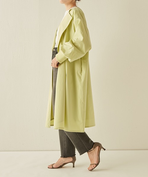 COLLAGE GALLARDAGALANTE(コラージュガリャルダガランテ)の「【OT】オープンカラーエアリーコート(その他アウター・レディース・ベージュ/ネイビー/イエロー・FREE)」の20枚目の写真