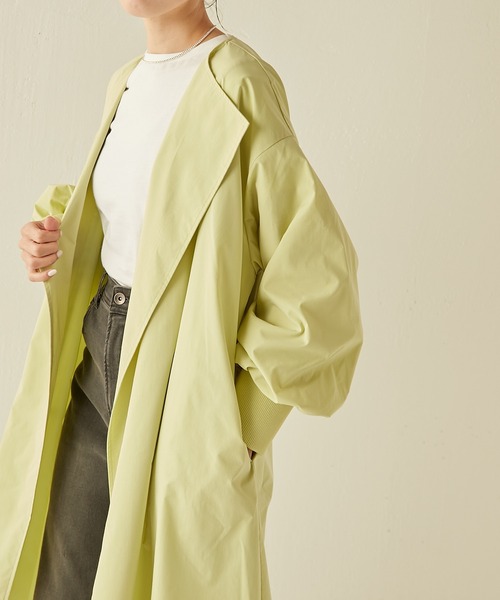 COLLAGE GALLARDAGALANTE(コラージュガリャルダガランテ)の「【OT】オープンカラーエアリーコート(その他アウター・レディース・ベージュ/ネイビー/イエロー・FREE)」の21枚目の写真