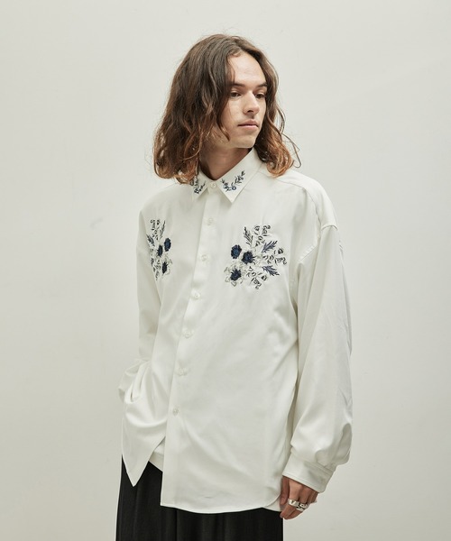 【andrea&co.】新品未使用 アシメデザインカラーフラワーシャツ AUBREY】アシメデザインカラーフラワーシャツ – ANDREA&Co.